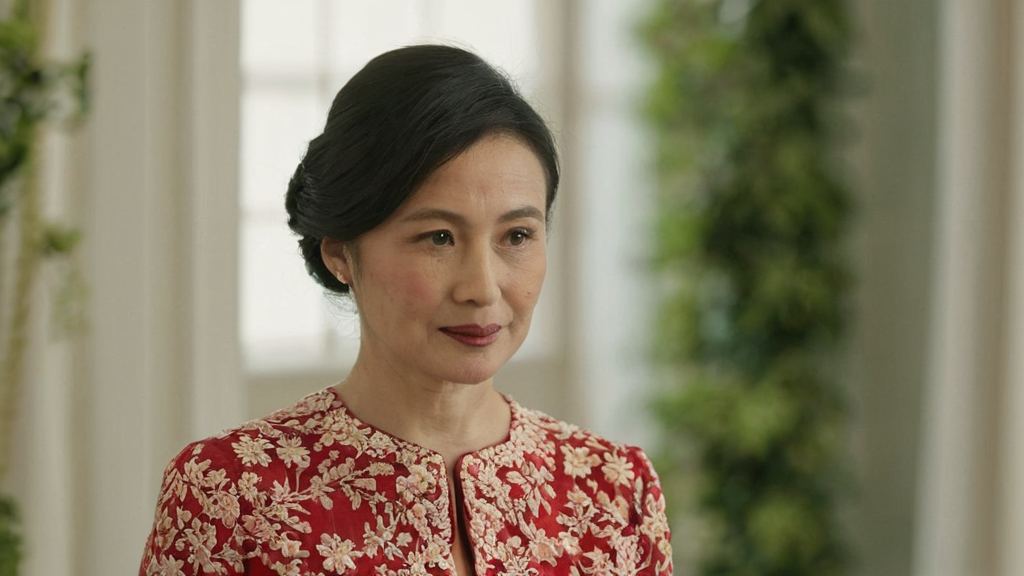 邻里节上的网红瓜果吸引众人 跟上潮流了解最新动态的娱乐吃瓜盛宴